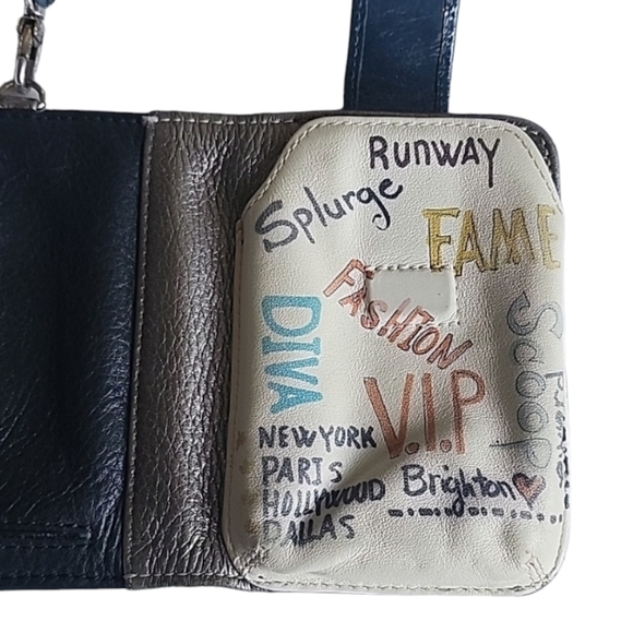 VINTAGE Y2K BRIGHTON Fashionista Wallet Diva VIP Grafitti Travel World Cities - Picture 6 of 15